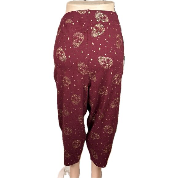 Torrid +6 Maroon Stretch Waist Gold Foil Metallic Skulls Cotton Crop Leggings - Picture 4 of 6